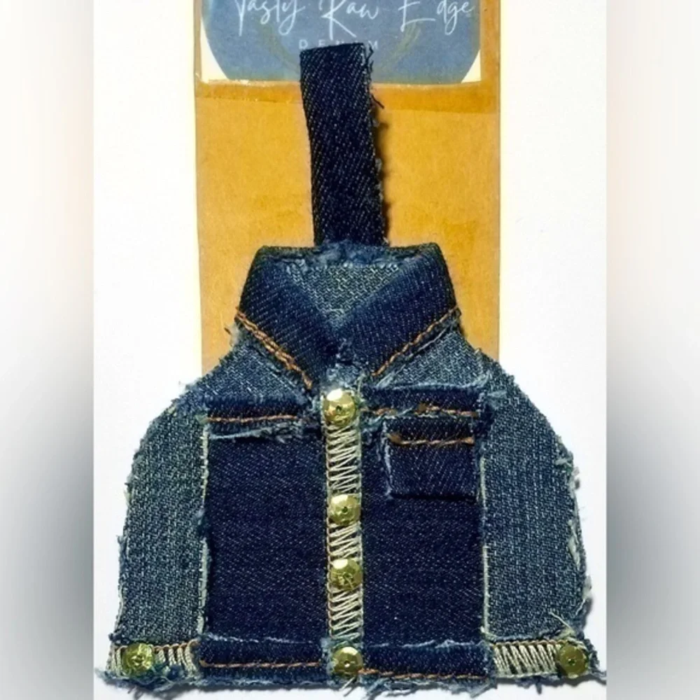 Tasty Raw Edge Denim “Single” Denim Jacket Ornament